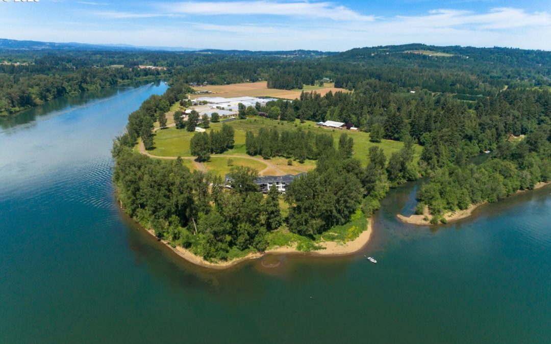 LUXE Christie’s Presents Outstanding Properties Along Oregon’s Willamette River